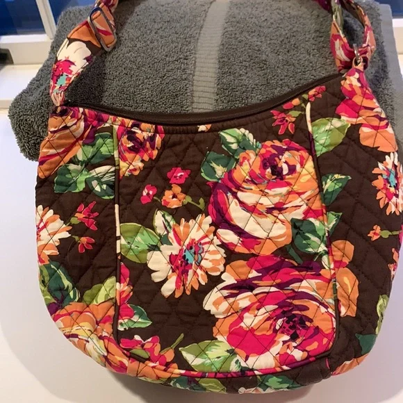 NEW -- Vera Bradley Floral Should Bag - Picture 5 of 12